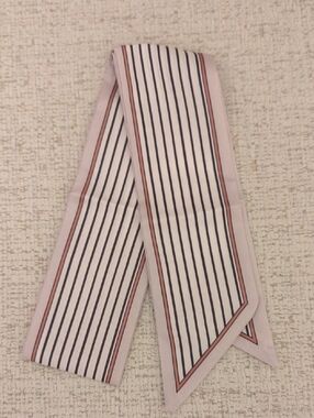 White, Black Stripe, Brown Trim Twilly